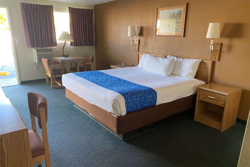 Travelodge by Wyndham Powell